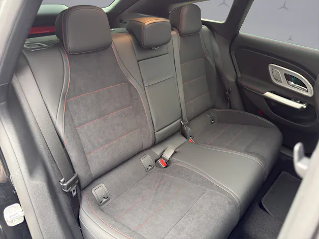 MERCEDES-BENZ CLA 220 Shooting Brake 4matic