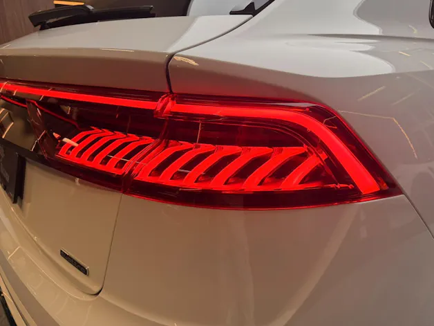 AUDI Q8 3.0 55 TFSI quattro T-Tronic