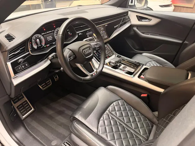 AUDI Q8 3.0 55 TFSI quattro T-Tronic