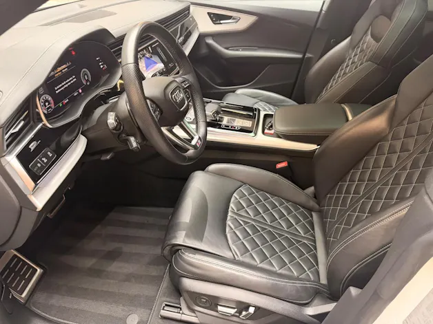 AUDI Q8 3.0 55 TFSI quattro T-Tronic