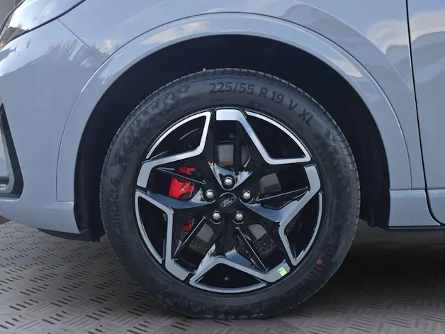 FORD Kuga 2.5 Hybrid ST-Line X 4x4 Shadow Ed.