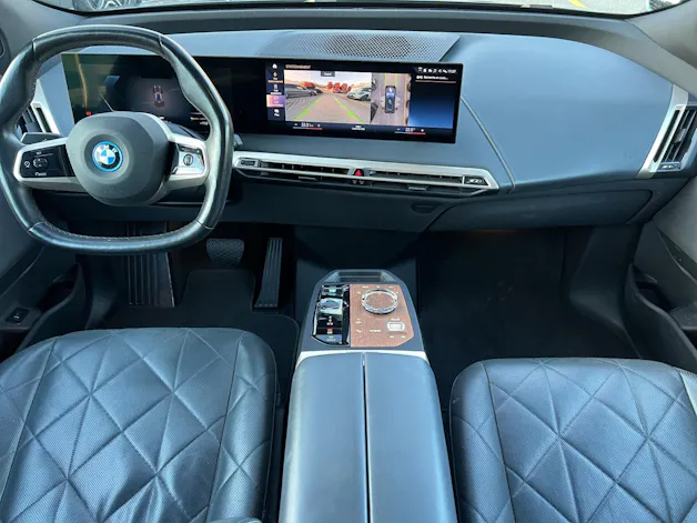 BMW iX xDrive40 (CH)🔋