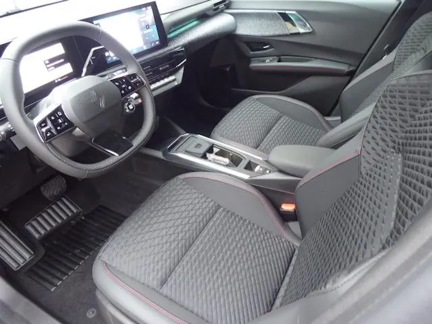 RENAULT Clio 1.2 TCe techno EDC