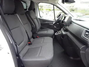 RENAULT Trafic Kaw. 3.0 t L1 H1 2.0 dCi Blue 150 Advance Aut.