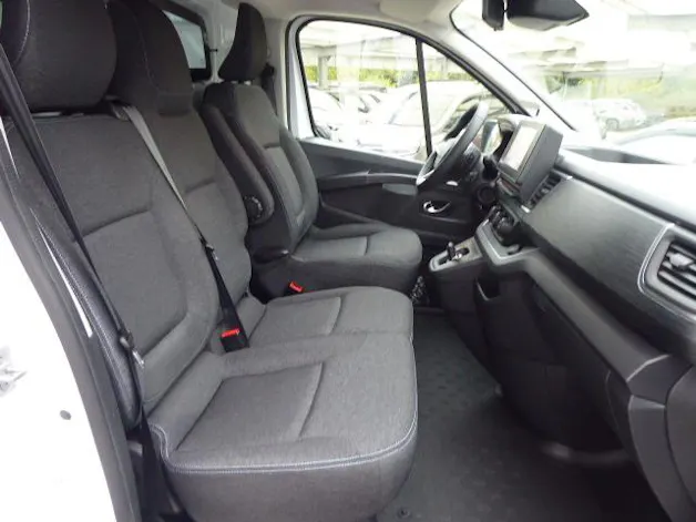 RENAULT Trafic Kaw. 3.0 t L1 H1 2.0 dCi Blue 150 Advance Aut.