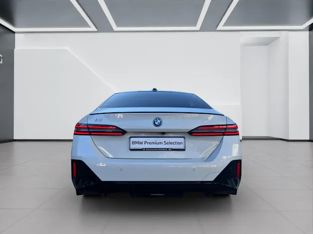 BMW i5 M60 xDrive