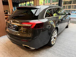 OPEL Insignia Sports Tourer 2.8 V6 T 4x4 OPC