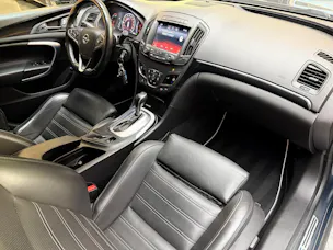 OPEL Insignia Sports Tourer 2.8 V6 T 4x4 OPC