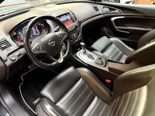 OPEL Insignia Sports Tourer 2.8 V6 T 4x4 OPC