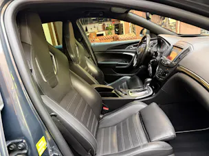 OPEL Insignia Sports Tourer 2.8 V6 T 4x4 OPC