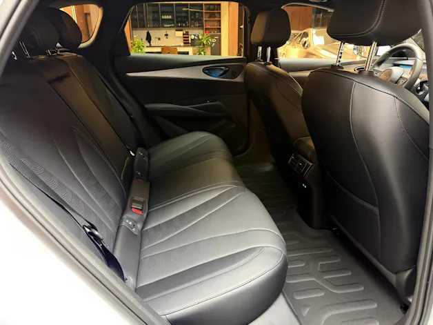 BYD Seal 6 DM-i Touring Comfort