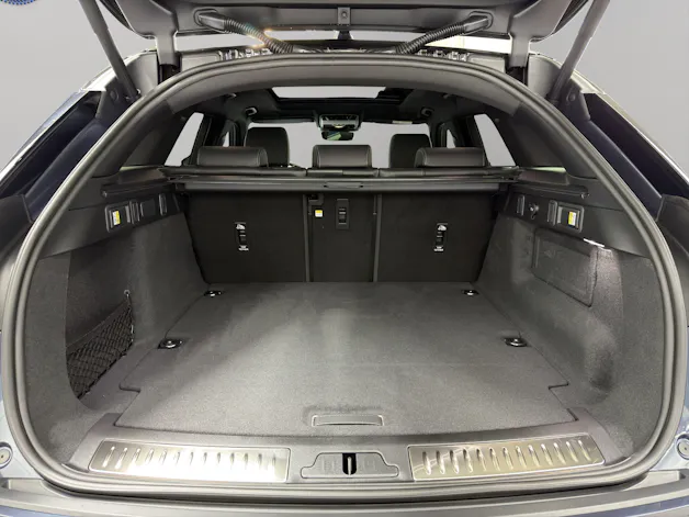 Land Rover Range Rover Velar 2.0 P400e Belgravia Edition