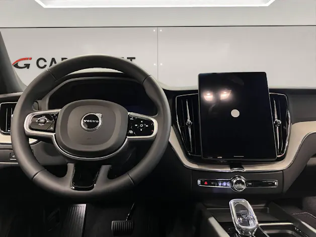 VOLVO XC60 2.0 T6 TE Plus Dark eAWD