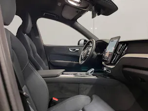 VOLVO XC60 2.0 T6 TE Plus Dark eAWD