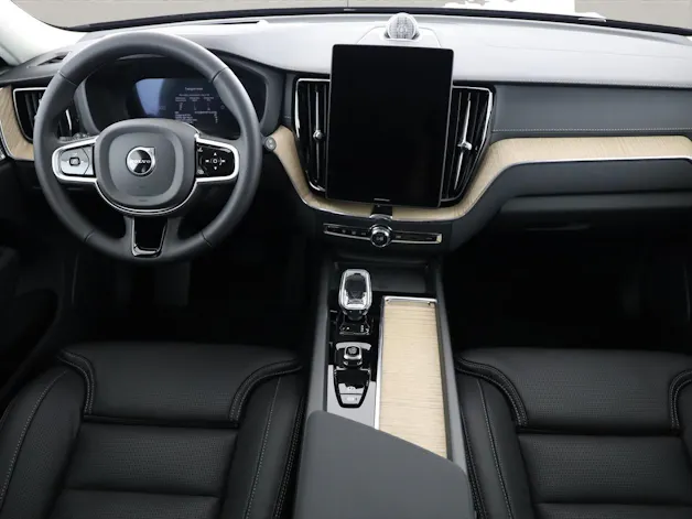 VOLVO XC60 2.0 T8 TE Ultra Bright eAWD