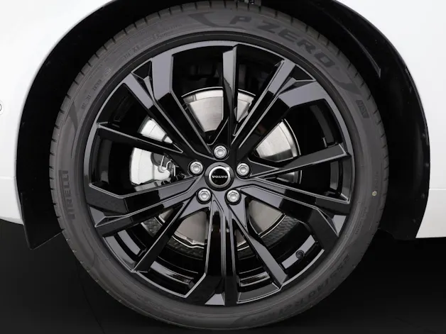VOLVO XC60 2.0 T8 TE Black Edition eAWD