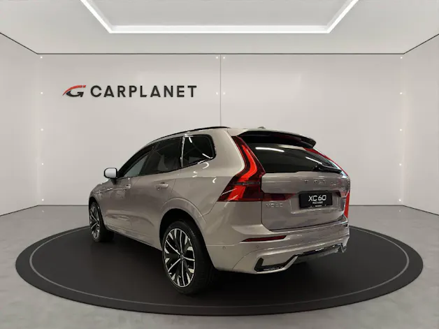 VOLVO XC60 2.0 T8 TE Ultra Dark eAWD