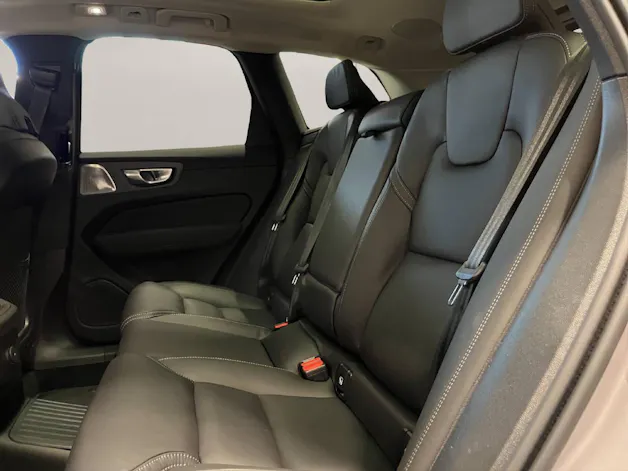 VOLVO XC60 2.0 T8 TE Ultra Dark eAWD