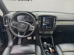 VOLVO XC40 2.0 B4 MH AWD R-Design