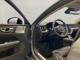 VOLVO V60 2.0 T6 TE Ultra Dark eAWD