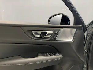 VOLVO V60 2.0 T6 TE Ultra Dark eAWD