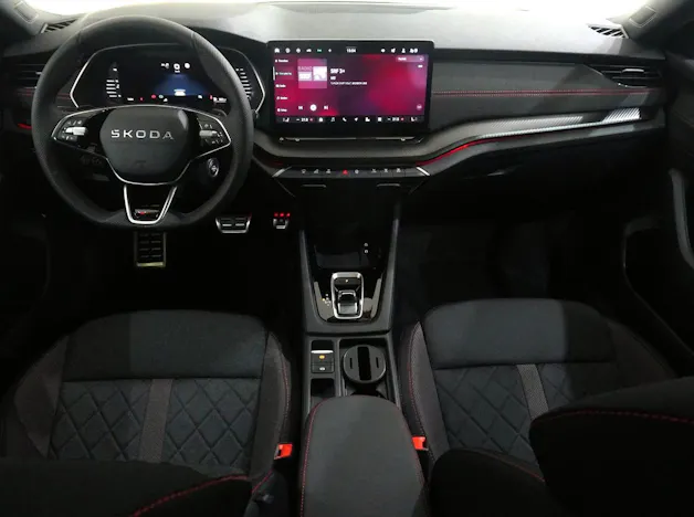 SKODA Octavia 2.0 TSI RS DSG