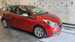 PEUGEOT 208 1.2 PureTech Allure S/S