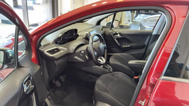 PEUGEOT 208 1.2 PureTech Allure S/S