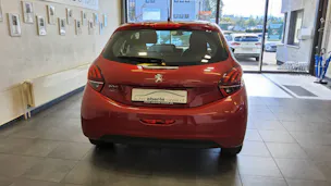 PEUGEOT 208 1.2 PureTech Allure S/S