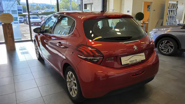 PEUGEOT 208 1.2 PureTech Allure S/S