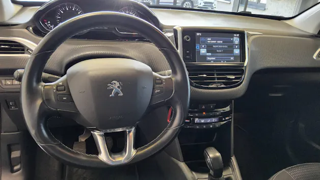 PEUGEOT 208 1.2 PureTech Allure S/S