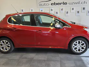 PEUGEOT 208 1.2 PureTech Allure S/S
