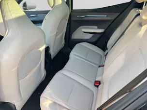 VOLVO EX30 CC P8 Ultra AWD