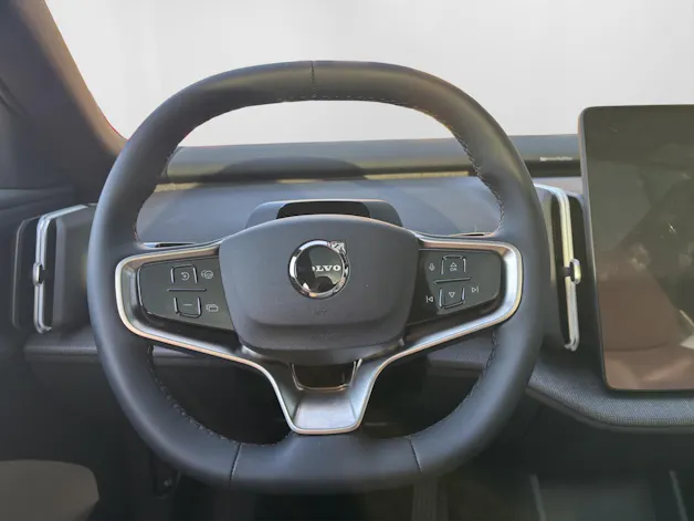 VOLVO EX30 CC P8 Ultra AWD