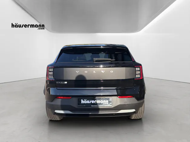 VOLVO EX30 CC P8 Ultra AWD