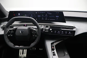 Fahrzeugbild PEUGEOT 3008 long range e-GT Exclusive