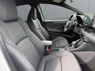 MAZDA 2 1.5 Hybrid Homura