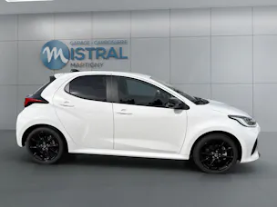 MAZDA 2 1.5 Hybrid Homura