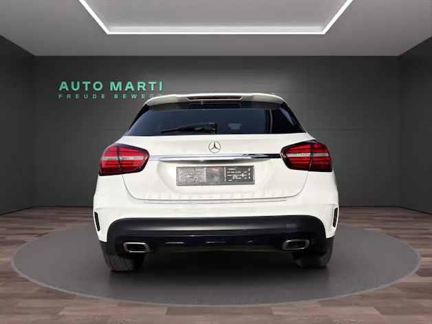 MERCEDES-BENZ GLA-Klasse X156 GLA 250 AMG Line 4m