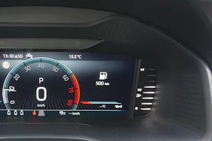 SKODA Karoq 1.5 TSI Ambition DSG