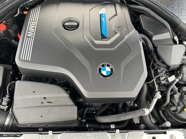 BMW 330e x DriveTouring Steptronic M Sport Pro (CH)⛽ + 🔌