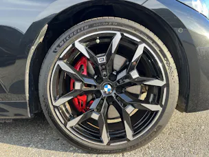 BMW 330e x DriveTouring Steptronic M Sport Pro (CH)⛽ + 🔌