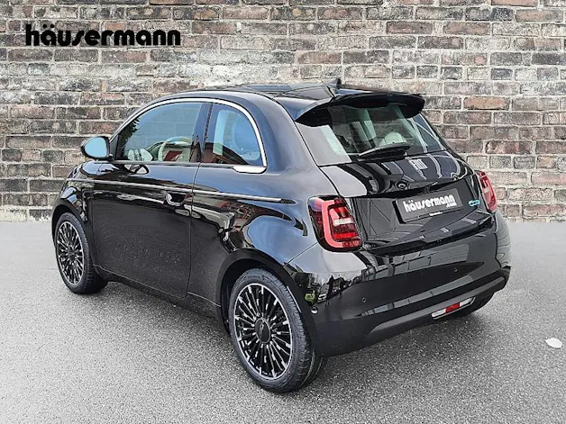 FIAT 500 La Prima