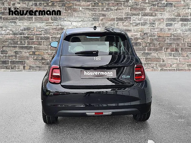 FIAT 500 La Prima