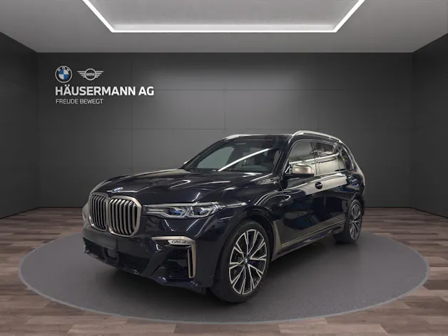 BMW X7 M50i