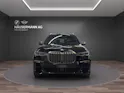 BMW X7 M50i