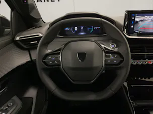 PEUGEOT 208 1.2 Hybrid Envy