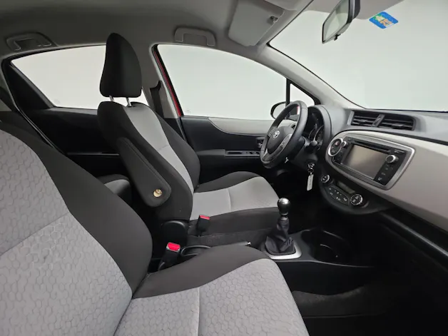 Toyota Yaris 1.33 VVT-i Sol