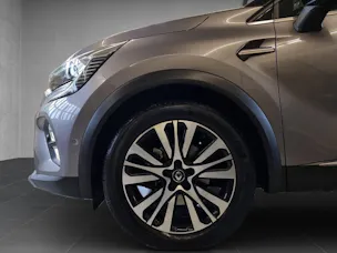 RENAULT Captur 1.6 E-Tech Plug-in Initiale