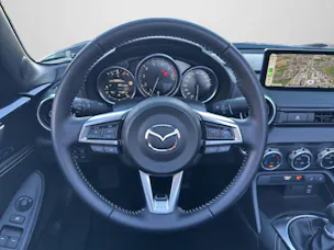 MAZDA MX-5 1.5 Exclusive-Line